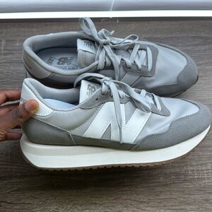 New Balance 237